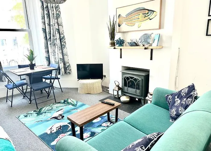 Love St Leonards Flat