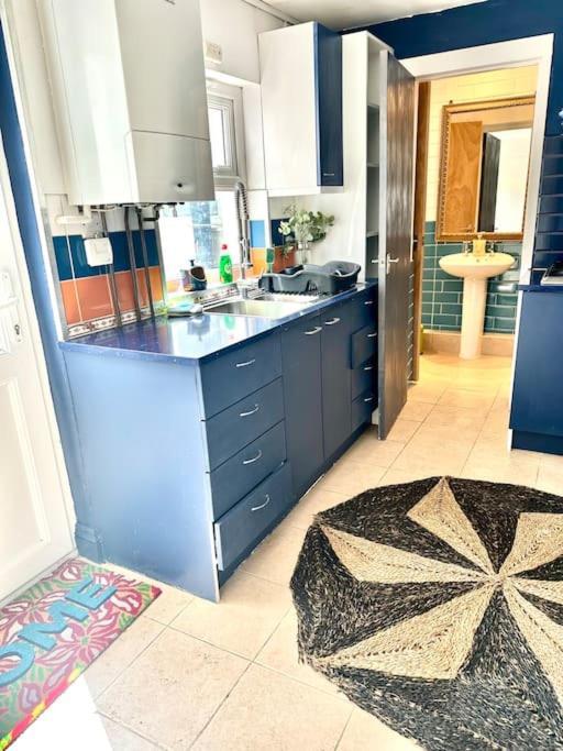 Apartment Flat *