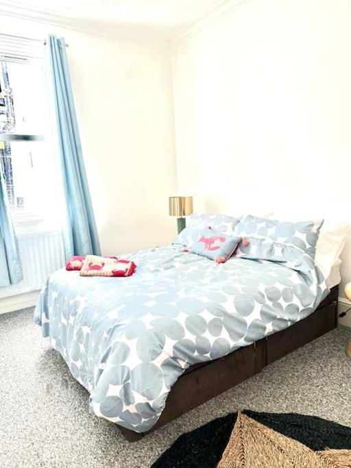 Flat * St Leonards-on-Sea