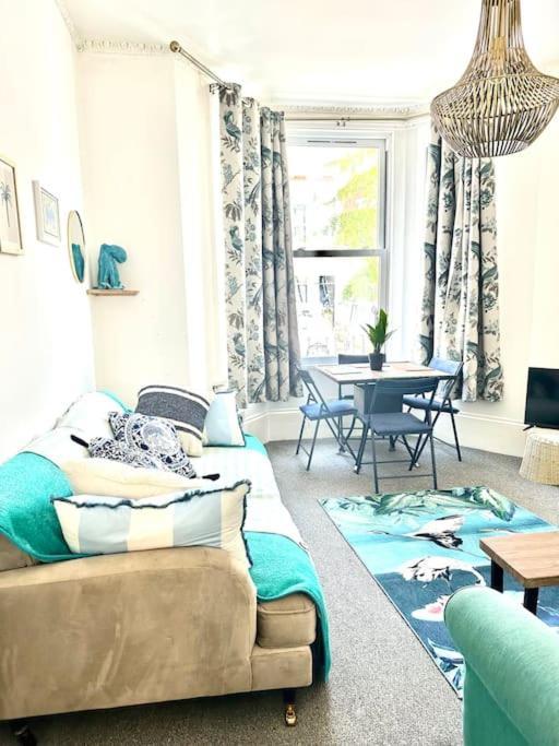 Flat Apartment
